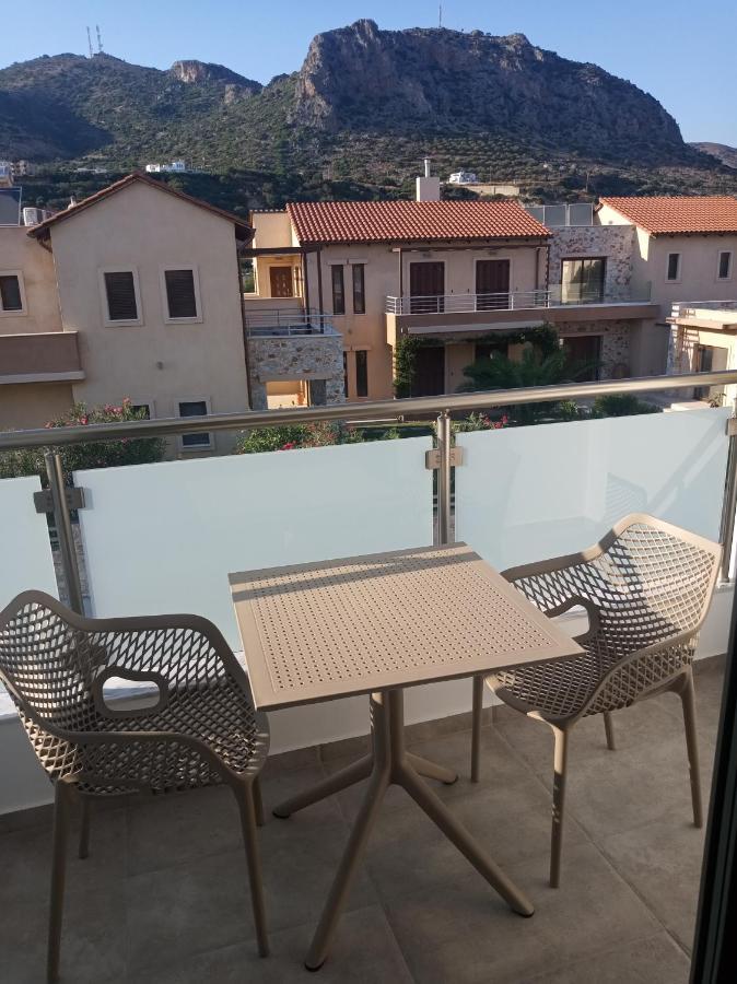 Evriali Comfort Living Palaiochora Exterior foto